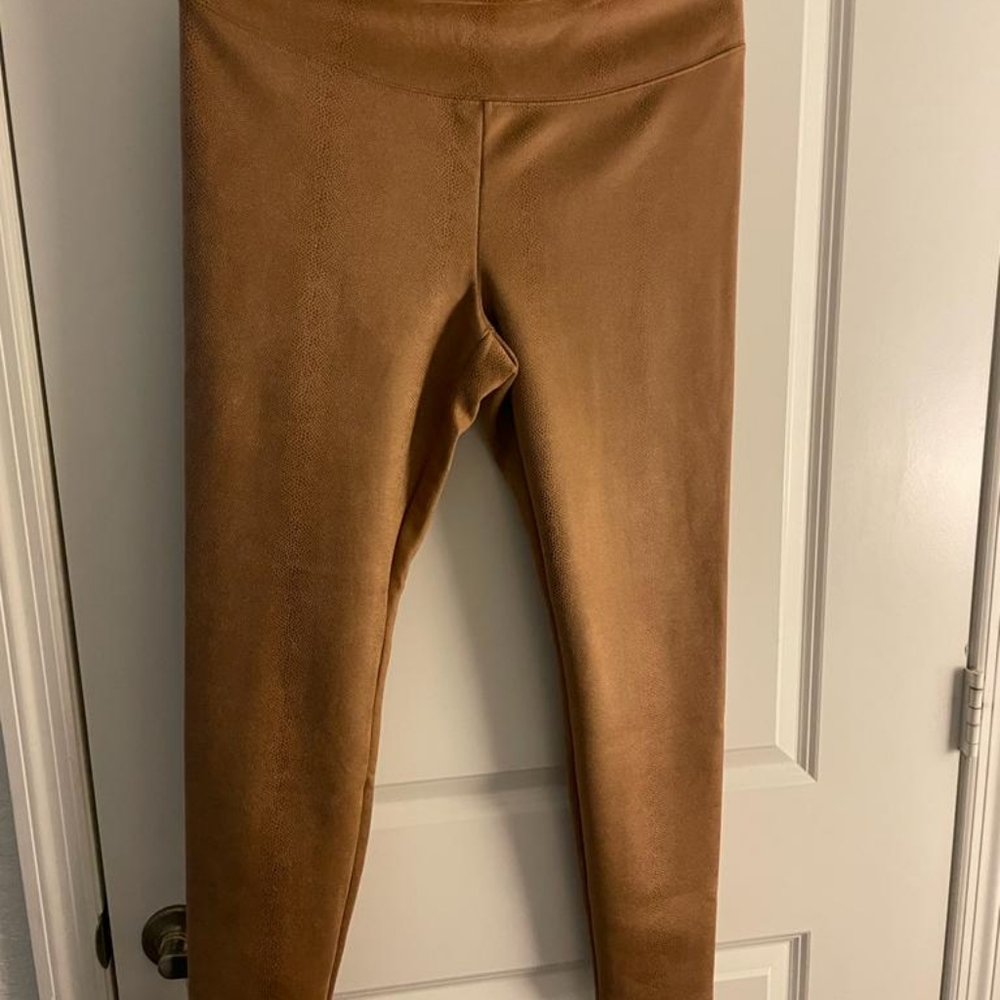 Legging that looks loke real leather